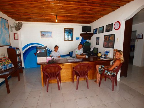 Dive%20center%20office.jpg